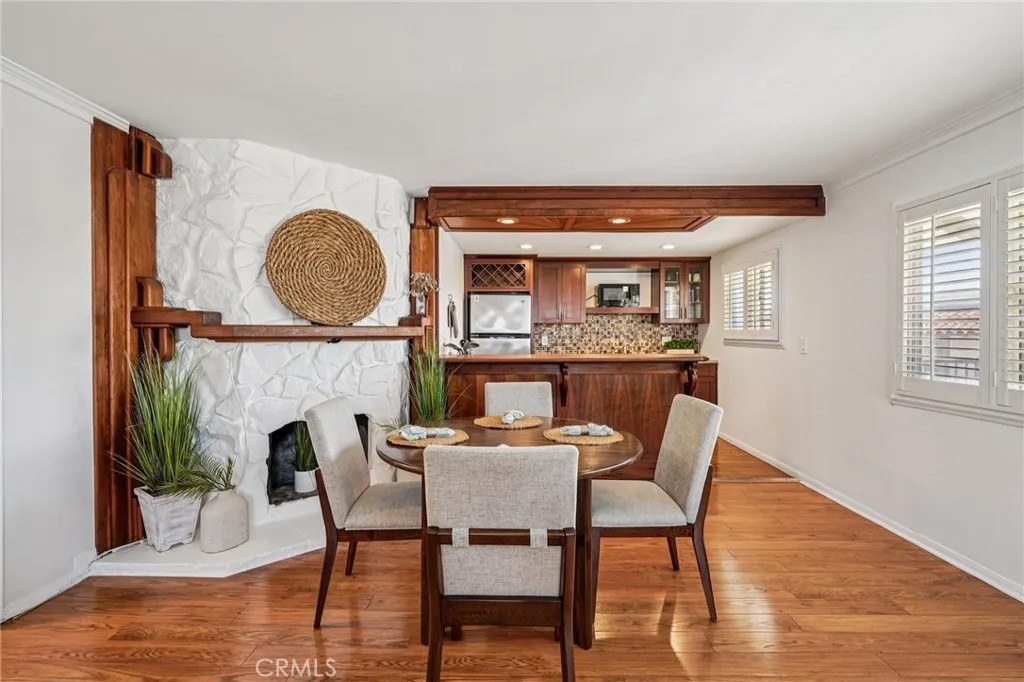 644 Manhattan Beach 10