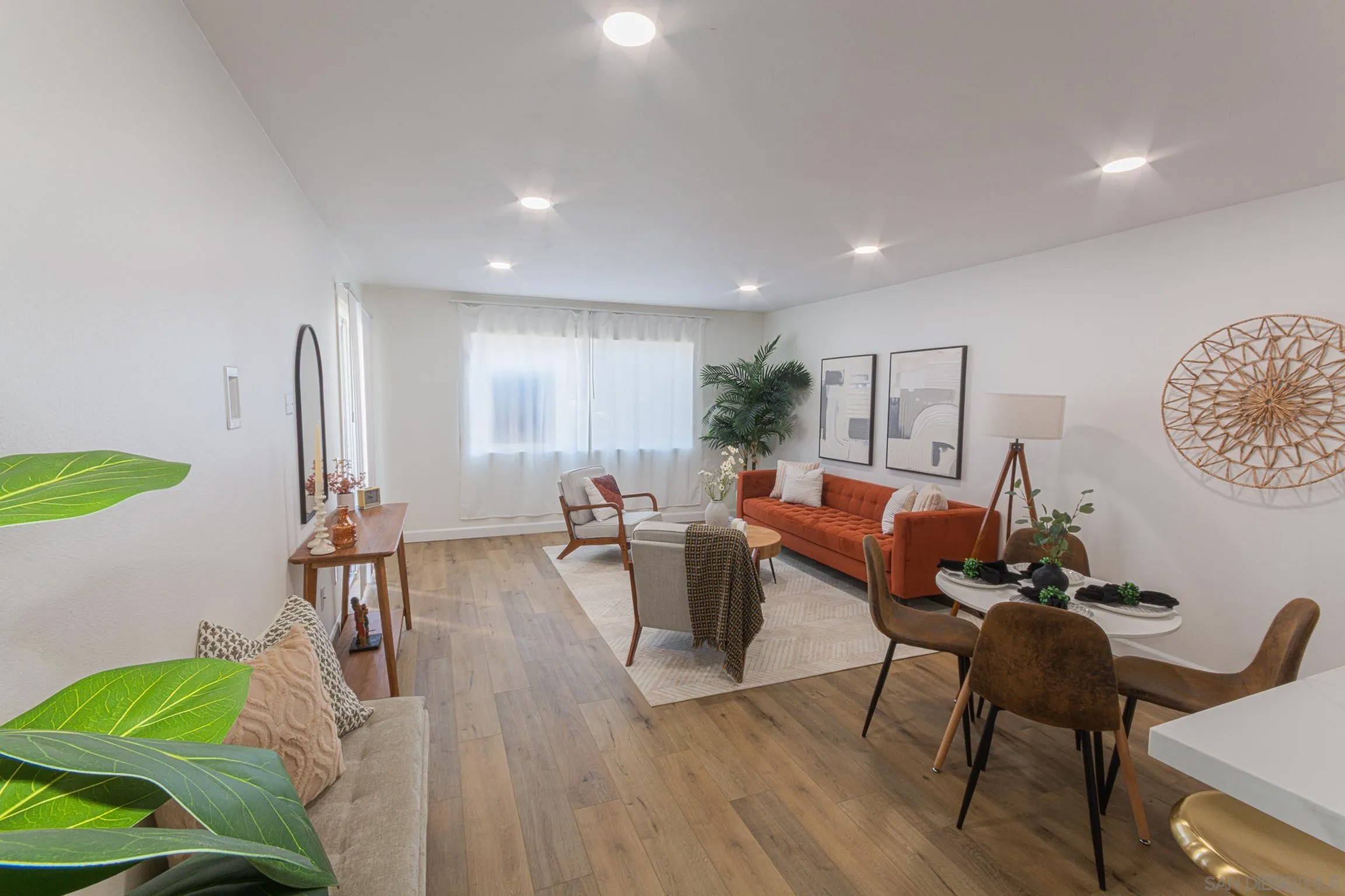 10737 San Diego Mission 115