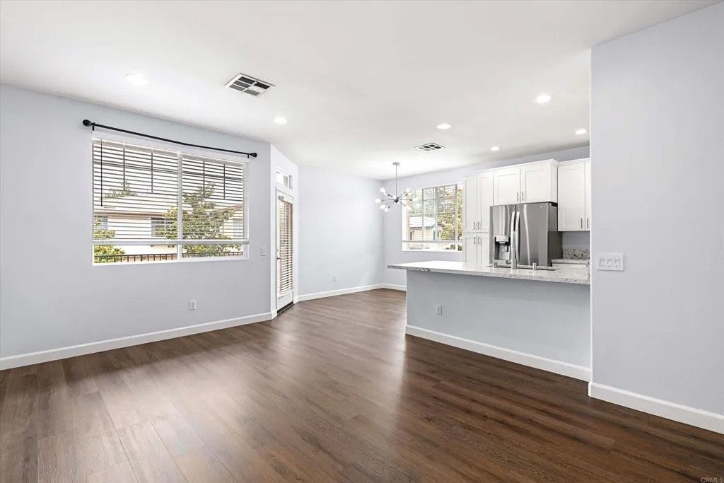 9615 W Canyon 1