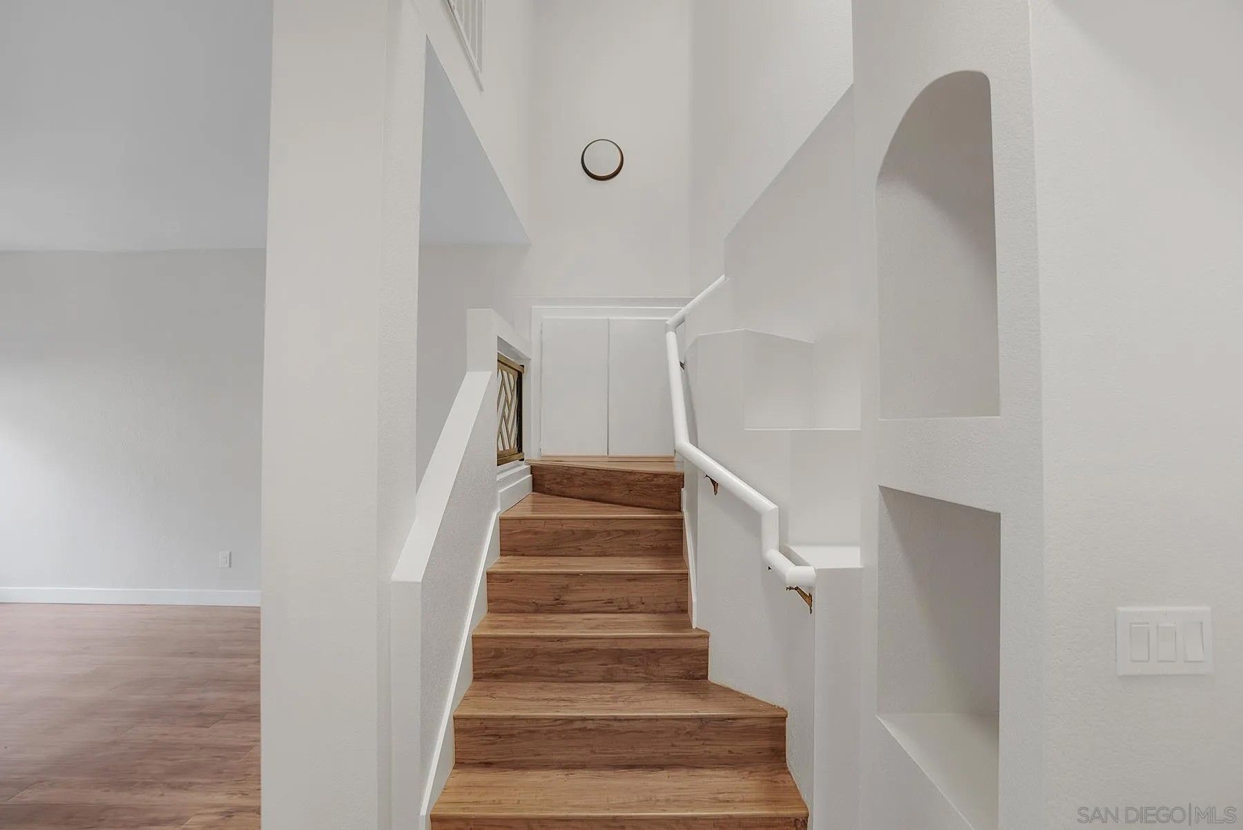 12046 Calle De Montana 274