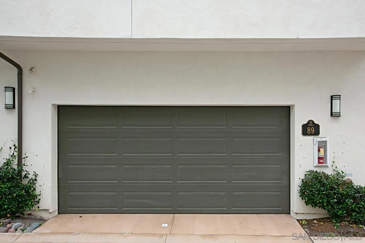 16755 Coyote Bush 89