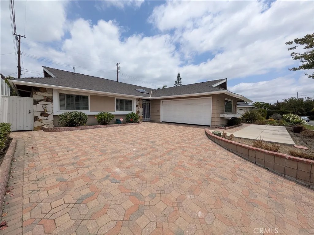 15739 Lone Ridge Place