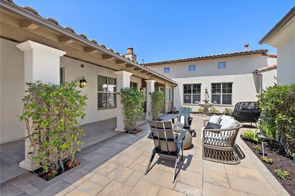 8522 Kristen View Court
