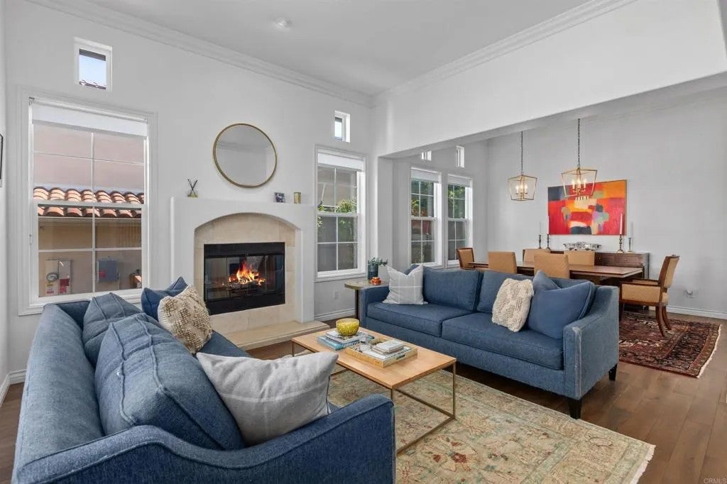 2199 Camino Robledo