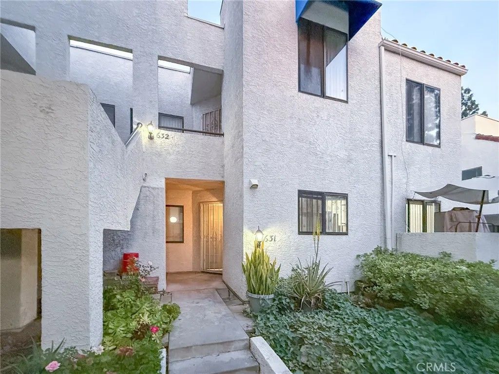 Photo of 631 Park Shadow Ct, Baldwin Park, CA 91706 (MLS # TR26074051)