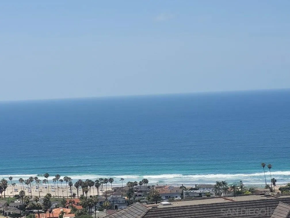 8421 Whale Watch Way