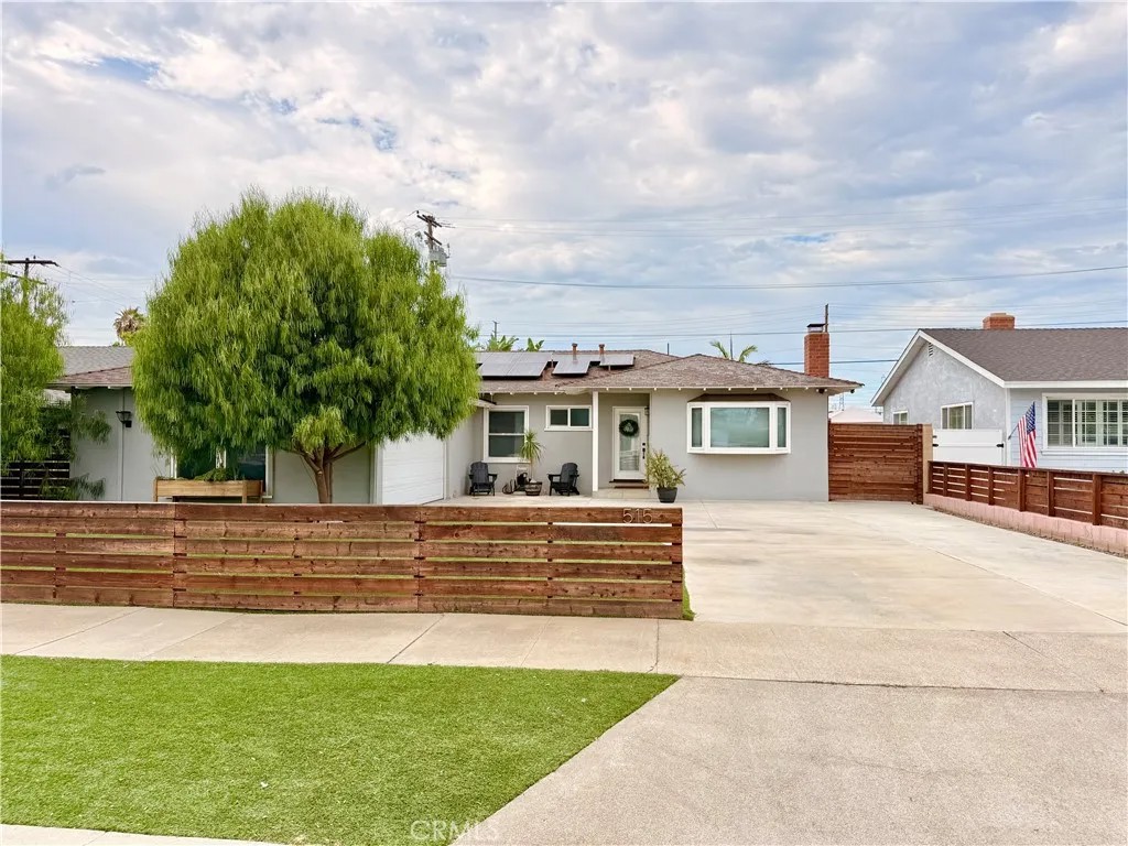 515 E Hoover