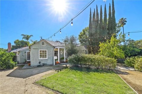 Tiny photo for 5306 Norwich Avenue, Sherman Oaks, CA 91411 (MLS # SR25250609)