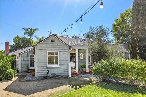 Tiny photo for 5306 Norwich Avenue, Sherman Oaks, CA 91411 (MLS # SR25250609)