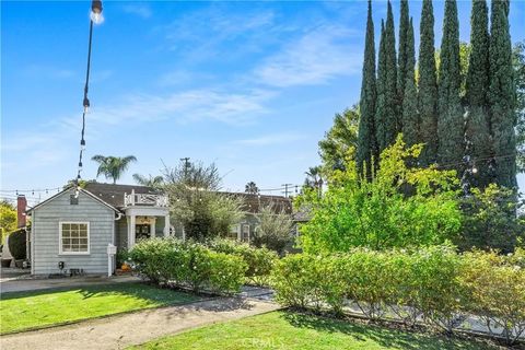 Tiny photo for 5306 Norwich Avenue, Sherman Oaks, CA 91411 (MLS # SR25250609)