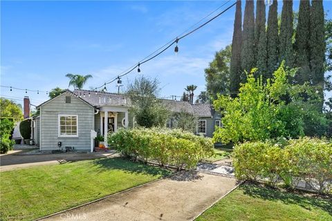Tiny photo for 5306 Norwich Avenue, Sherman Oaks, CA 91411 (MLS # SR25250609)