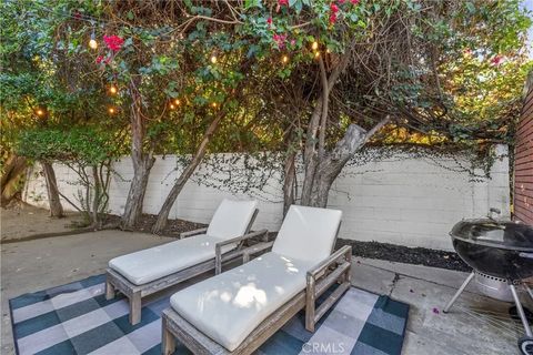 Tiny photo for 5306 Norwich Avenue, Sherman Oaks, CA 91411 (MLS # SR25250609)