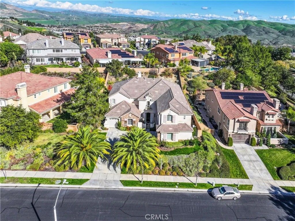 Photo of 21892 Thimbleberry Court, Corona, CA 92883 (MLS # TR25267611)