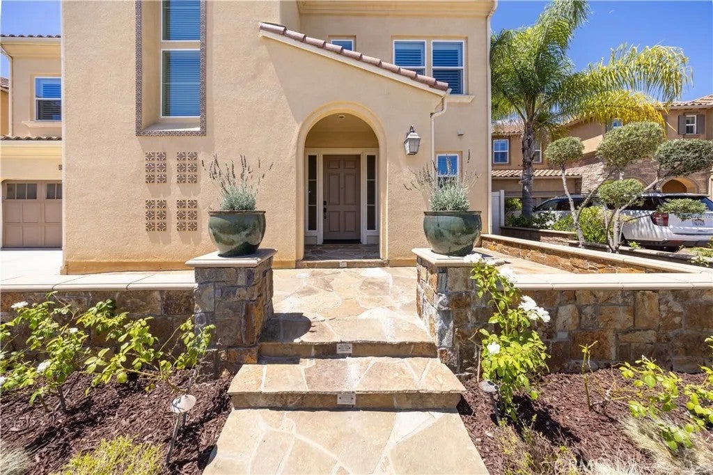 21086 Willow Heights