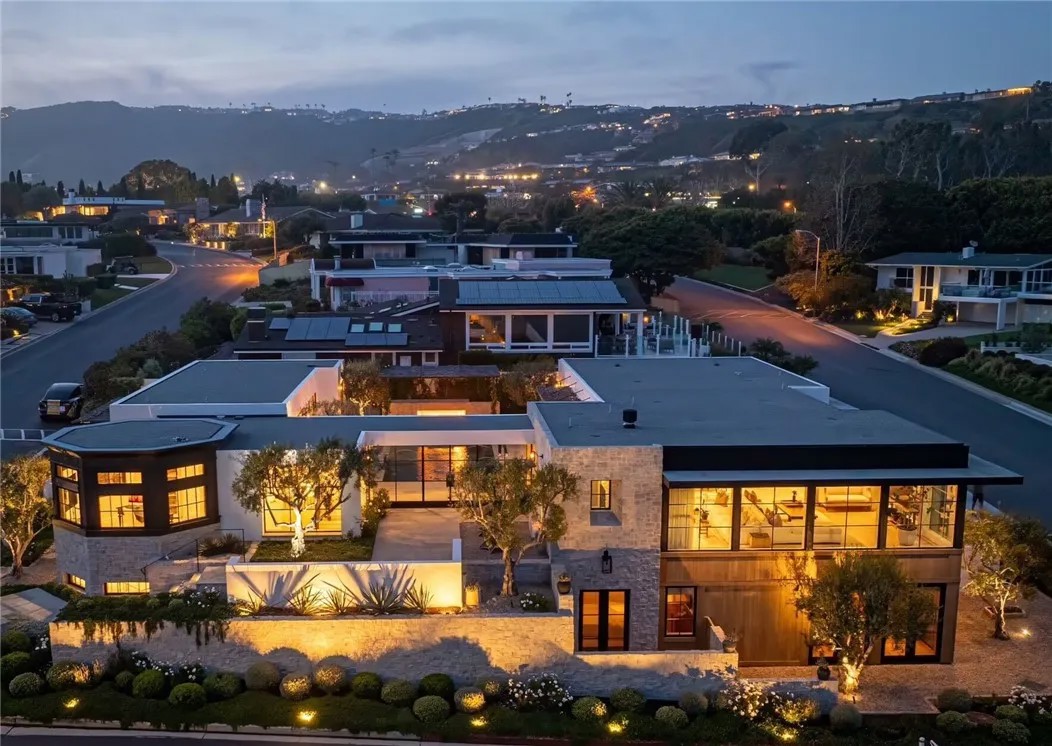 31 Monarch Bay Drive