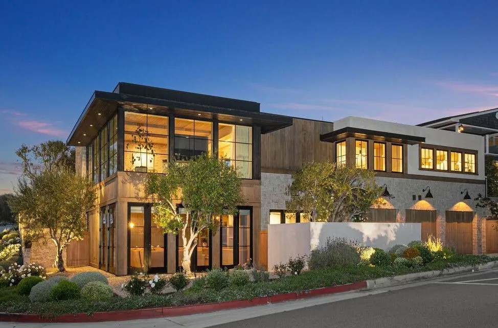 31 Monarch Bay Drive