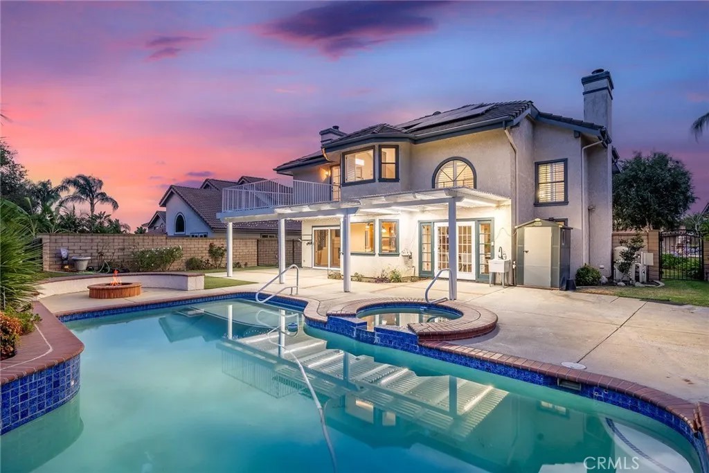 5468 Via de Mansion