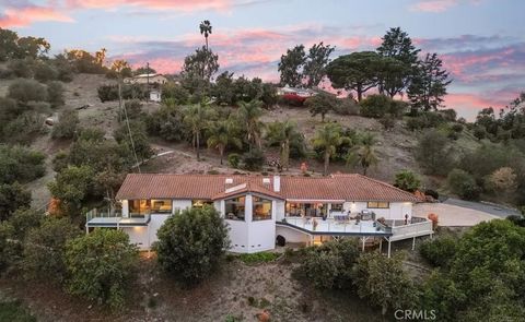 5088 San Jacinto Circle West Fallbrook CA 92028