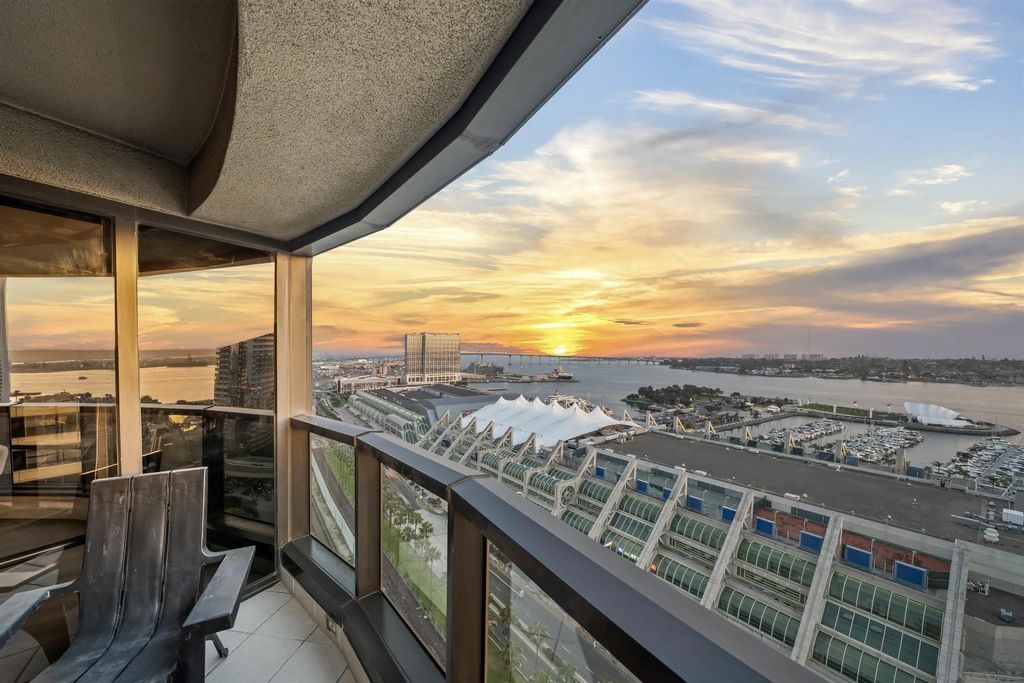 Photo of 100 Harbor Dr #2405, San Diego, CA 92101 (MLS # 260007434)