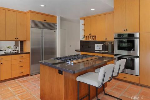 Tiny photo for 3951 Vanalden Ave, Tarzana, CA 91356 (MLS # SR25231904)