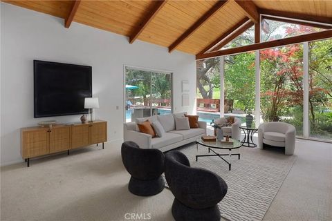 Tiny photo for 3951 Vanalden Ave, Tarzana, CA 91356 (MLS # SR25231904)