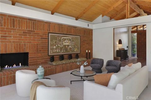 Tiny photo for 3951 Vanalden Ave, Tarzana, CA 91356 (MLS # SR25231904)