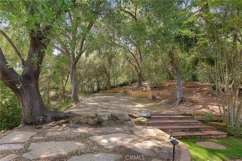 Tiny photo for 3951 Vanalden Ave, Tarzana, CA 91356 (MLS # SR25231904)