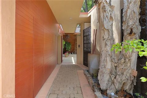 Tiny photo for 3951 Vanalden Ave, Tarzana, CA 91356 (MLS # SR25231904)