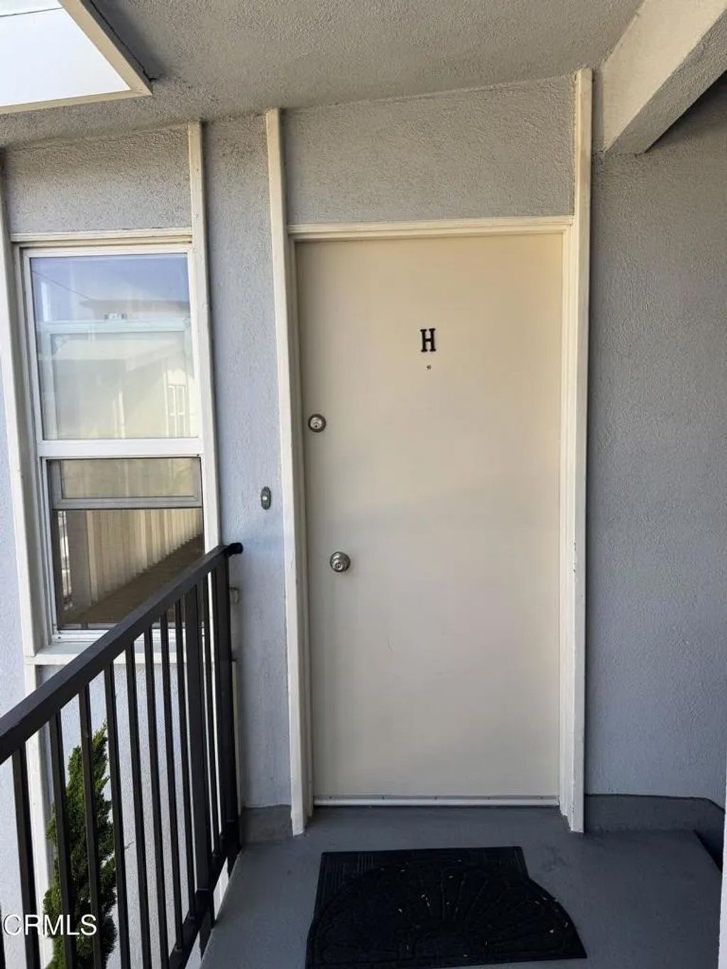 Photo of 507 Avenue G #H, Redondo Beach, CA 90277 (MLS # P1-25111)