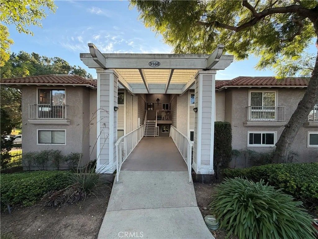 Photo of 3168 Via Vista #N, Laguna Woods, CA 92637 (MLS # DW26011889)