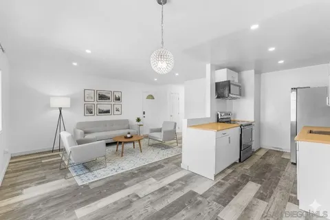 1641 Pentecost Way Unit 10, San Diego, CA 92105 - #: 250044468