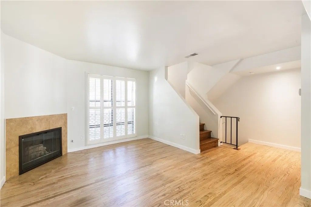 Photo of 965 E Del Mar Blvd #3, Pasadena, CA 91106 (MLS # AR25238882)