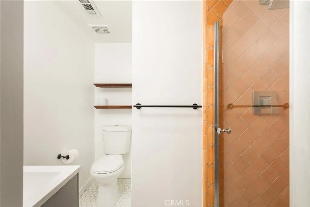 Photo of 965 E Del Mar Blvd #3, Pasadena, CA 91106 (MLS # AR25238882)