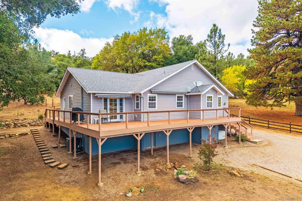 Photo of 4074 La Tenaja Trail, Julian, CA 92036 (MLS # 250042116)
