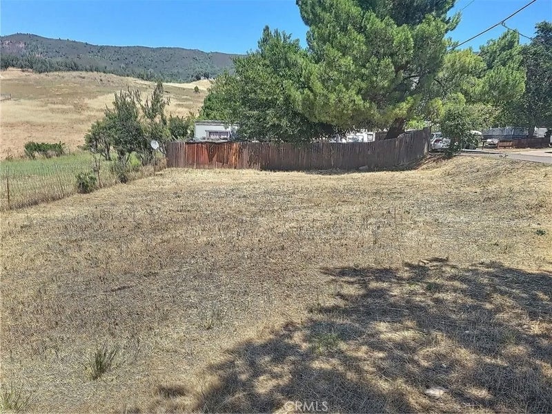 6989 Butte