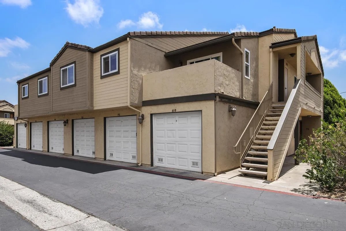 5037 Los Morros Way 71