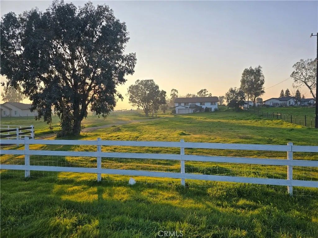 Photo of 15758 Mark Rd, Madera, CA 93636 (MLS # FR26010770)