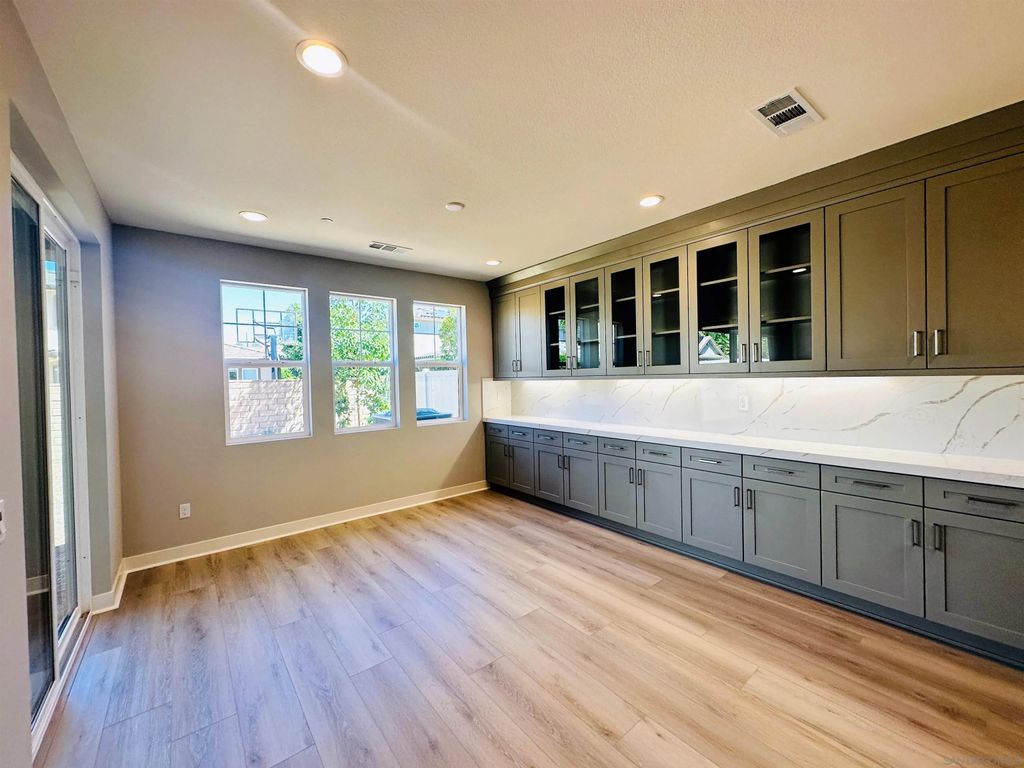 Photo of 13765 Holly Oak Way, Poway, CA 92064 (MLS # 250046053)