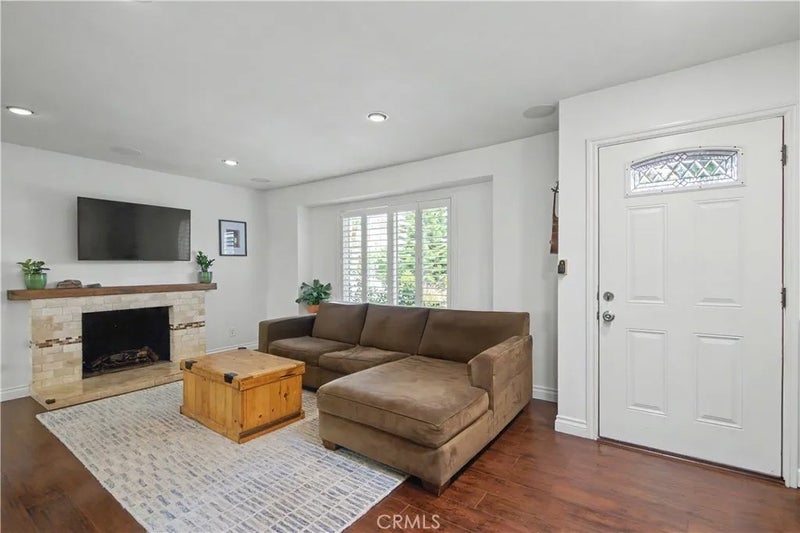 7329 Sausalito