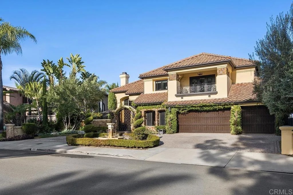 1133 CARLOS CANYON DR