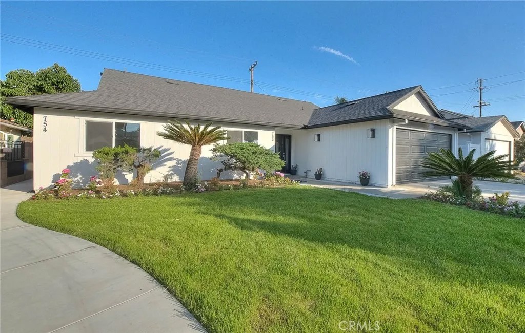 752 Rio Del Sol Avenue