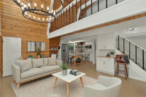 Photo of 26980 Everest Rd, Lake Arrowhead, CA 92317 (MLS # SW26058808)