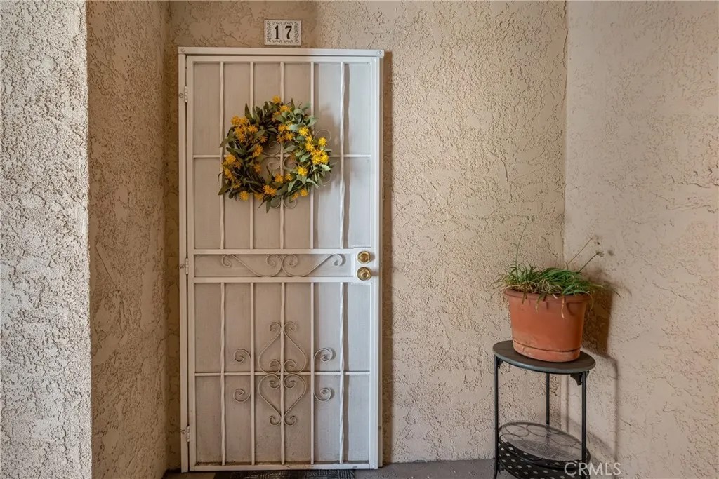 1311 S Grand Avenue 17