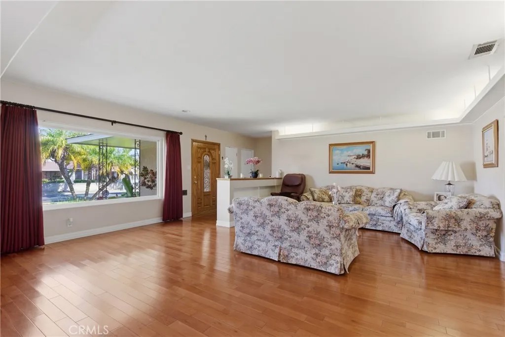 321 N 18th
