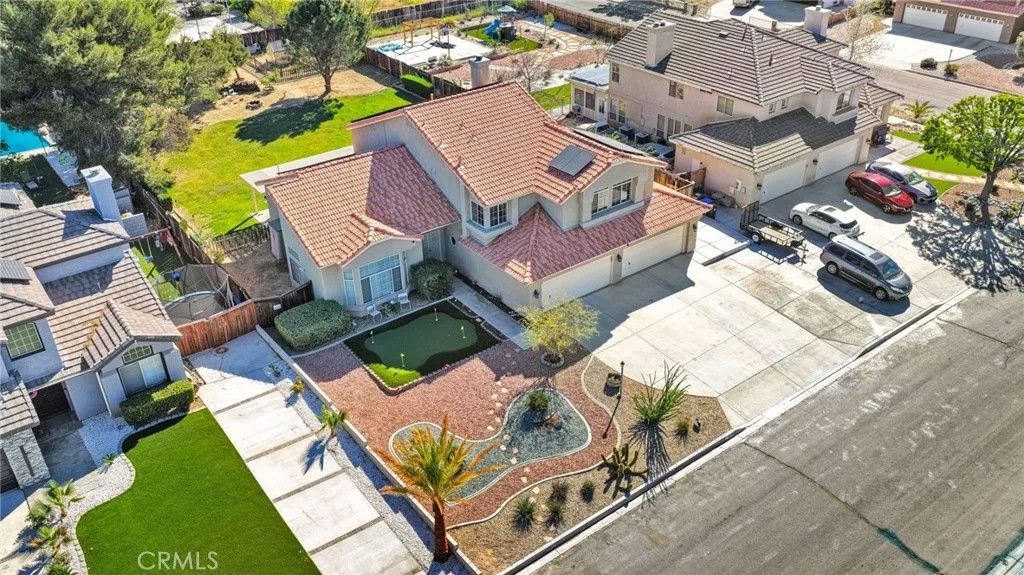 Photo of 19149 San Jacinto Way, Apple Valley, CA 92308 (MLS # HD26061472)