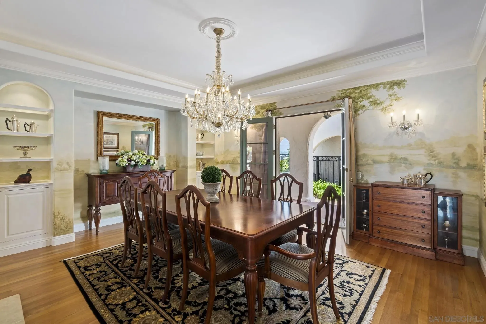 La Jolla, California 92037, United States, 4 Bedrooms Bedrooms, ,6 BathroomsBathrooms,Residential,Active,211759