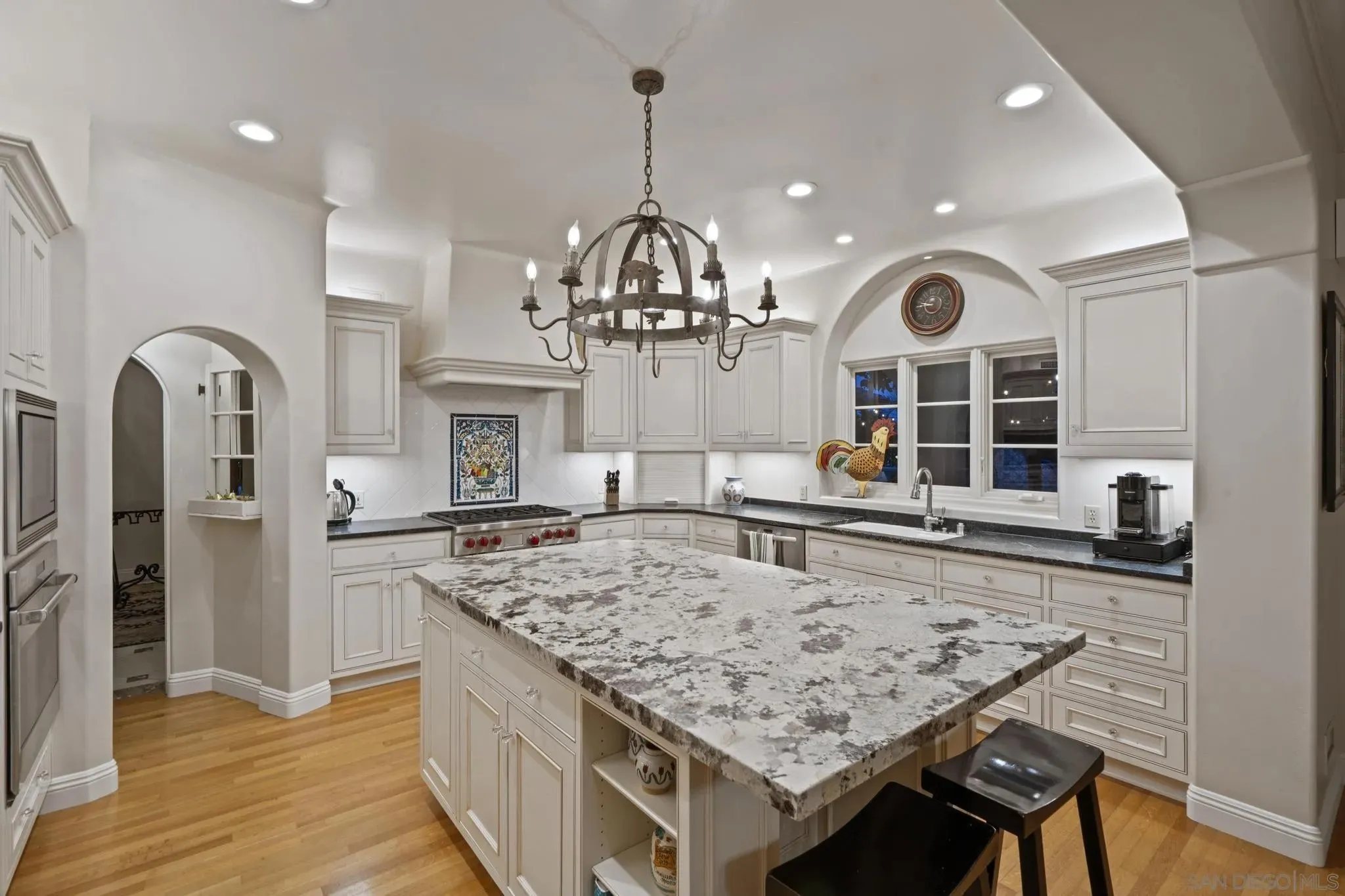 La Jolla, California 92037, United States, 4 Bedrooms Bedrooms, ,6 BathroomsBathrooms,Residential,Active,211759