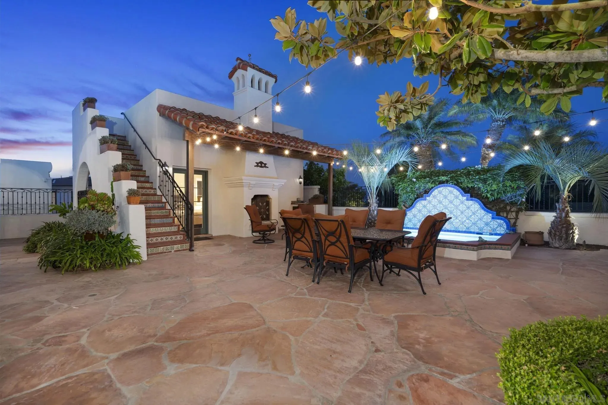 La Jolla, California 92037, United States, 4 Bedrooms Bedrooms, ,6 BathroomsBathrooms,Residential,Active,211759