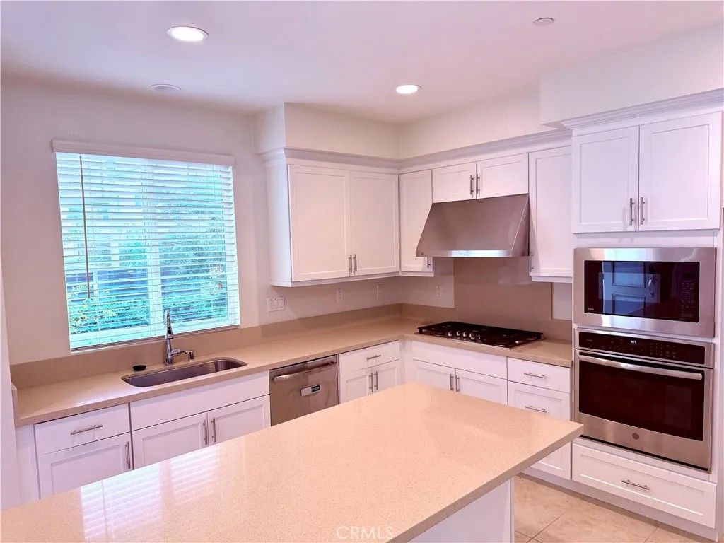 Photo of 148 Stage, Irvine, CA 92618 (MLS # OC26001059)