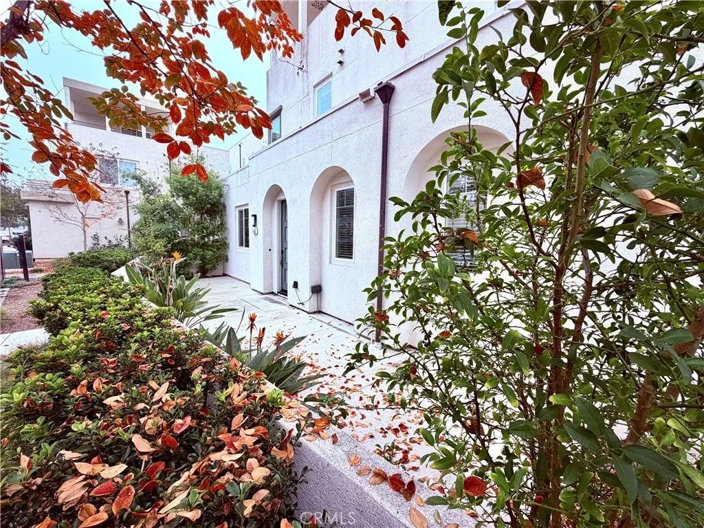 Photo of 148 Stage, Irvine, CA 92618 (MLS # OC26001059)